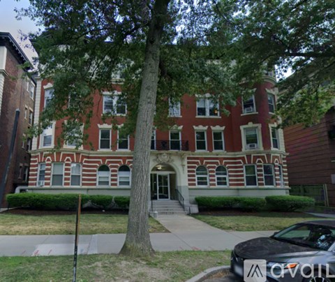 1595 Beacon St 3 Beds Apartment for Rent