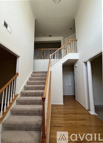 4 Creedmoor Drive 4 Beds Single Family Home for Rent - Photo gallery 4