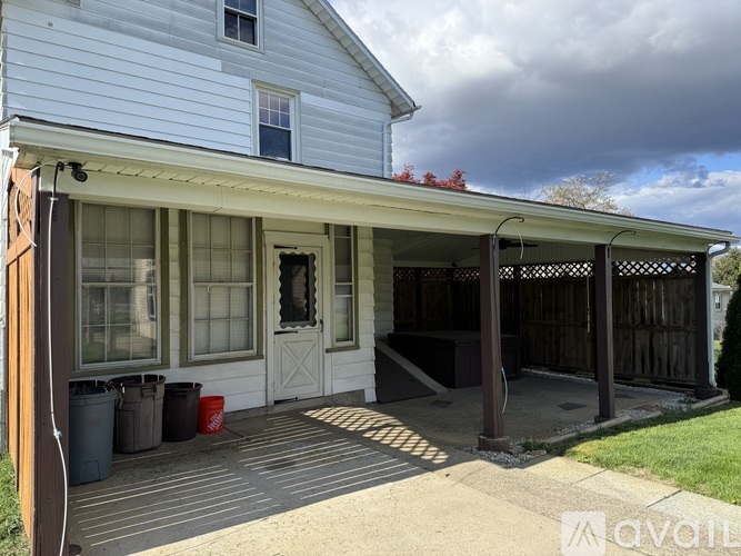 2214 Main Street 3 Beds Single Family Home for Rent - Photo gallery 3