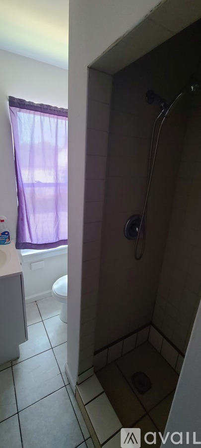 270 Cohansey Street 2 Beds Single Family Home for Rent - Photo gallery 5