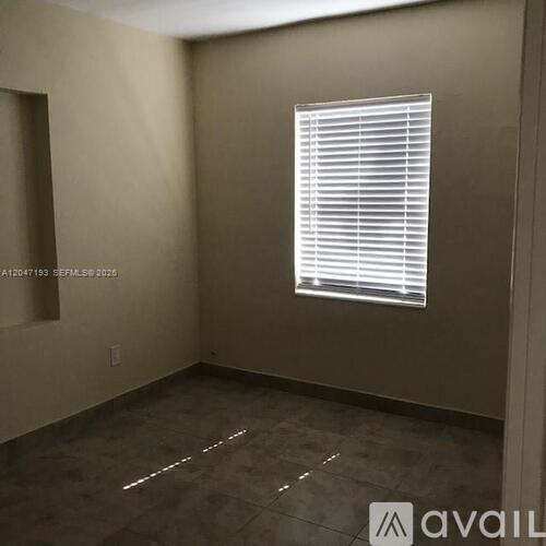 1632 NE 183rd St 3 Beds Single Family Home for Rent - Photo gallery 5