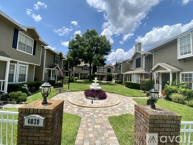 6020 Scotchwood Glen 3 Beds Townhouse for Rent - Photo gallery 2