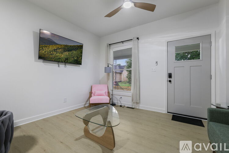 1306 Polk Street 3 Beds Apartment for Rent - Photo gallery 1