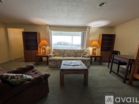 15203 South Locust Lane 2 Beds Apartment for Rent