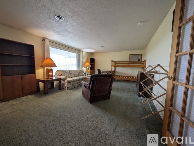 15203 South Locust Lane 2 Beds Single Family Home for Rent - Photo gallery 4