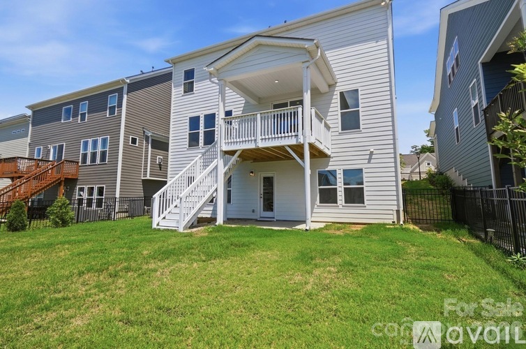 118 Winterberry Street 6 Beds Single Family Home for Rent - Photo gallery 2