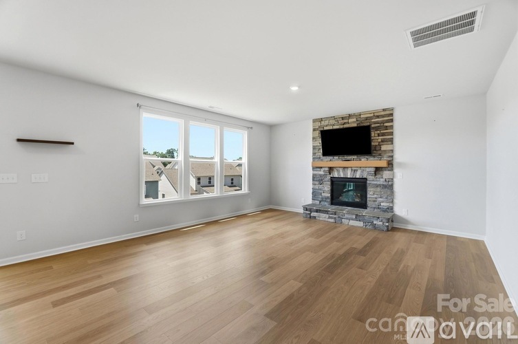 118 Winterberry Street 6 Beds Single Family Home for Rent - Photo gallery 5