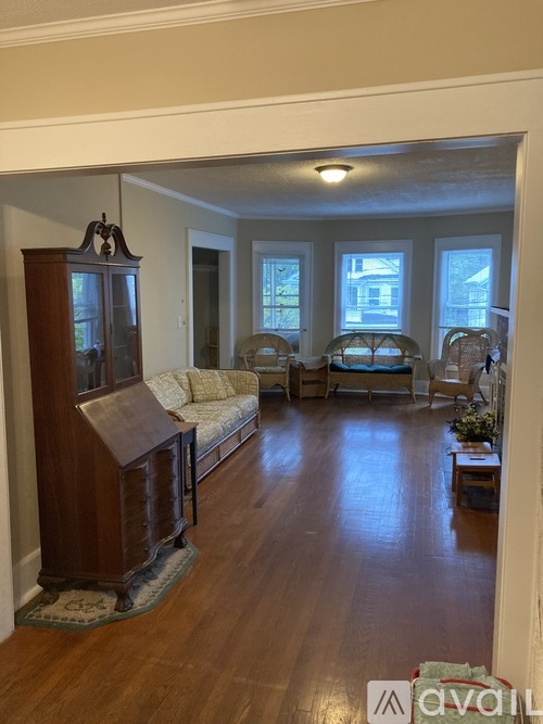 735 Allen St 3 Beds Apartment for Rent - Photo gallery 1