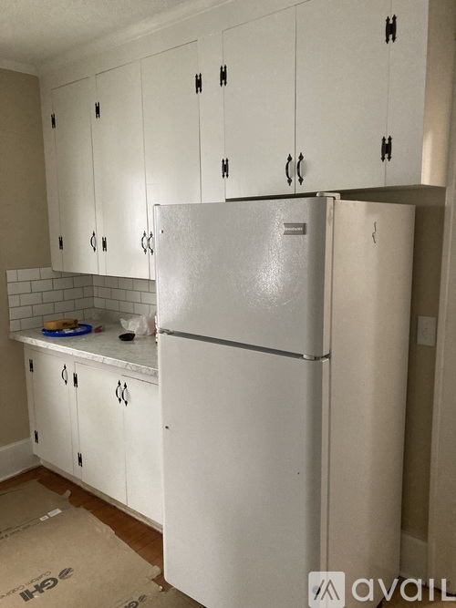 735 Allen St 3 Beds Apartment for Rent - Photo gallery 4