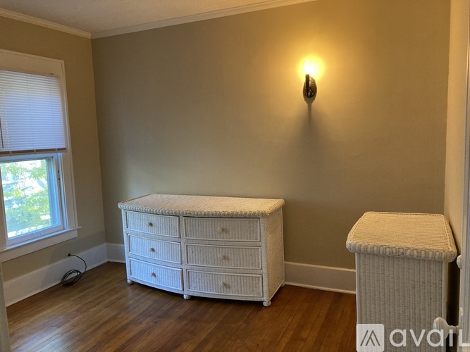 735 Allen St 3 Beds Apartment for Rent - Photo gallery 5