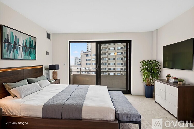 394 Ocean Ave 2 Beds Apartment for Rent - Photo gallery 3
