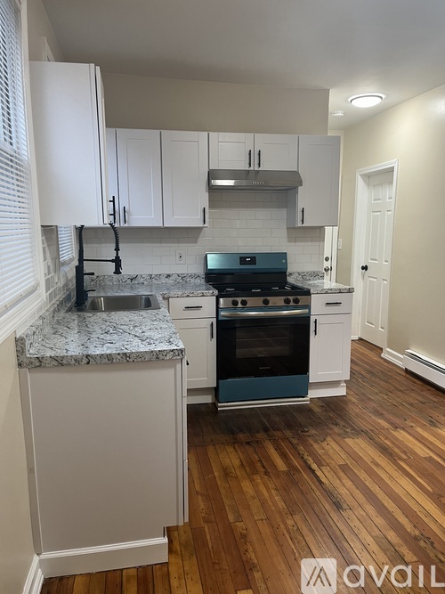 17 Shepard St 2 Beds Apartment for Rent - Photo gallery 2