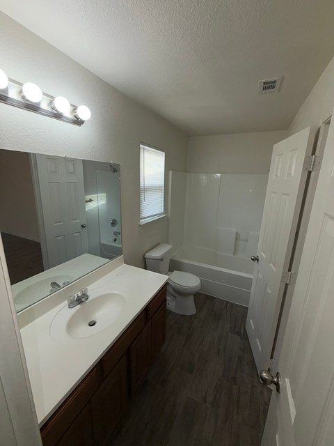 2717 Saulsbury Drive 3 Beds Apartment for Rent