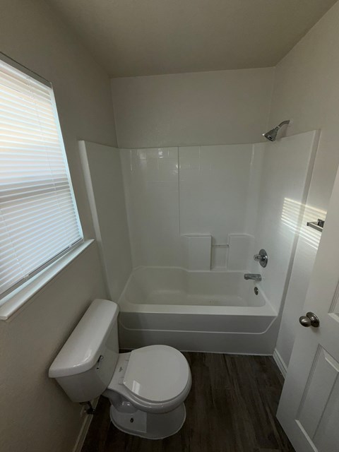 2717 Saulsbury Drive 3 Beds Apartment for Rent