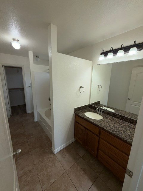 8375 Saddle Brook Drive 3 Beds Apartment for Rent