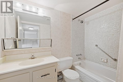 102 - 120 DUKE STREET 2 Beds Apartment for Rent
