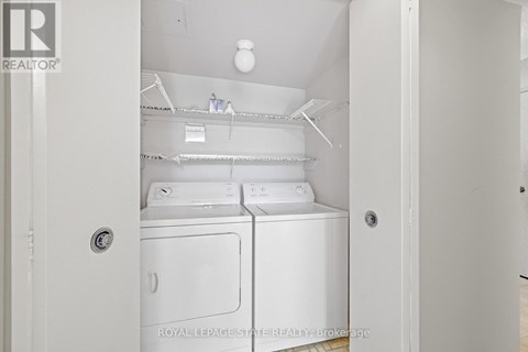 102 - 120 DUKE STREET 2 Beds Apartment for Rent