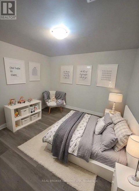 12 - 275 BLAKE STREET 5 Beds Apartment for Rent