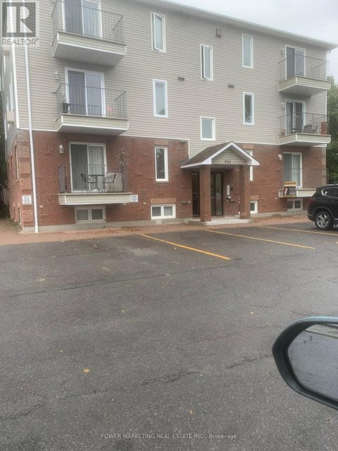 100 - 902 NOTRE DAME STREET 2 Beds Apartment for Rent