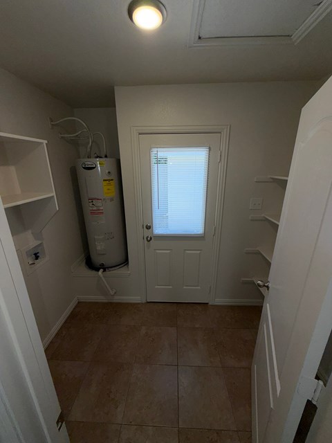8207 Saddle Brook Drive 3 Beds Apartment for Rent