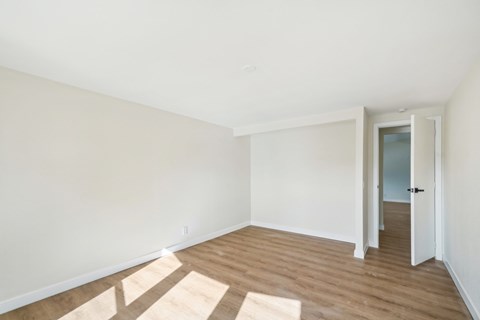 Unit #114 73300 Broadmoor Drive 3 Beds Apartment for Rent