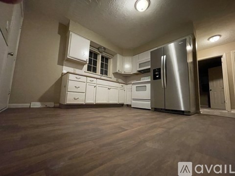 16819 Bel Ray Boulevard 2 Beds Apartment for Rent