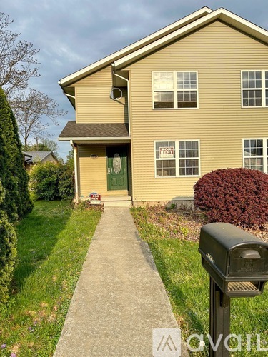 2227 H Street 3 Beds Townhouse for Rent - Photo gallery 1