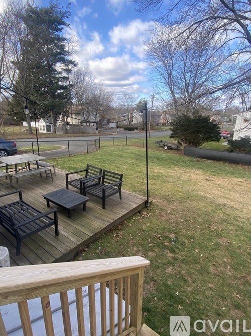 68 Robbins Avenue 3 Beds Single Family Home for Rent - Photo gallery 2