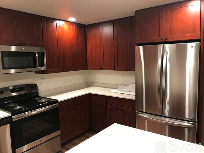 1226 Taylor Ave N 2 Beds Apartment for Rent - Photo gallery 3