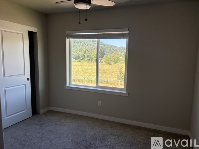 763 South 15th Street 3 Beds Single Family Home for Rent - Photo gallery 5