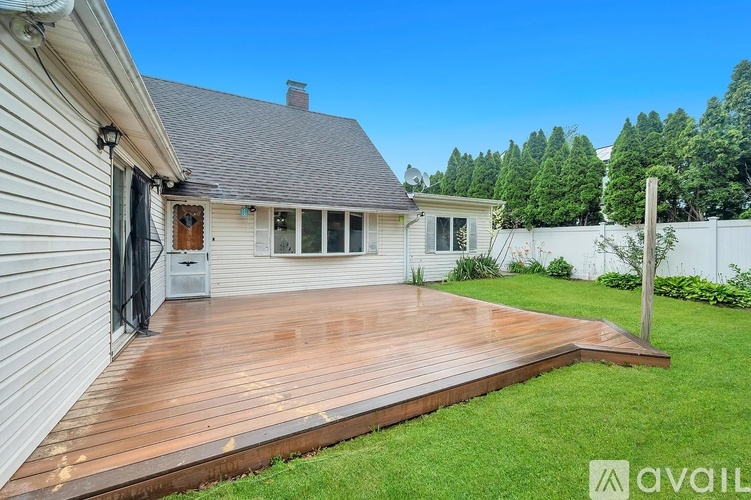 36 Winter Lane 4 Beds Single Family Home for Rent - Photo gallery 3