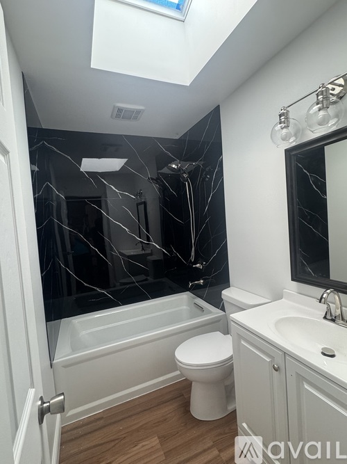 220 Healy Avenue 4 Beds Single Family Home for Rent - Photo gallery 4