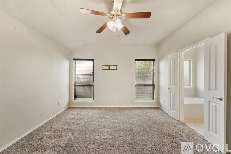 8933 Tenderfoot Lane 3 Beds Single Family Home for Rent - Photo gallery 3