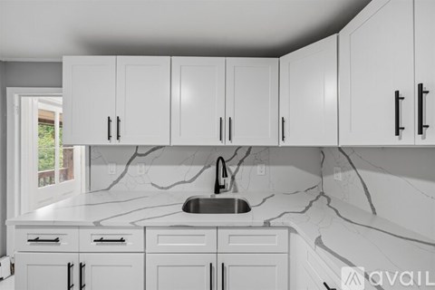 25 Knapp Avenue 2 Beds Apartment for Rent