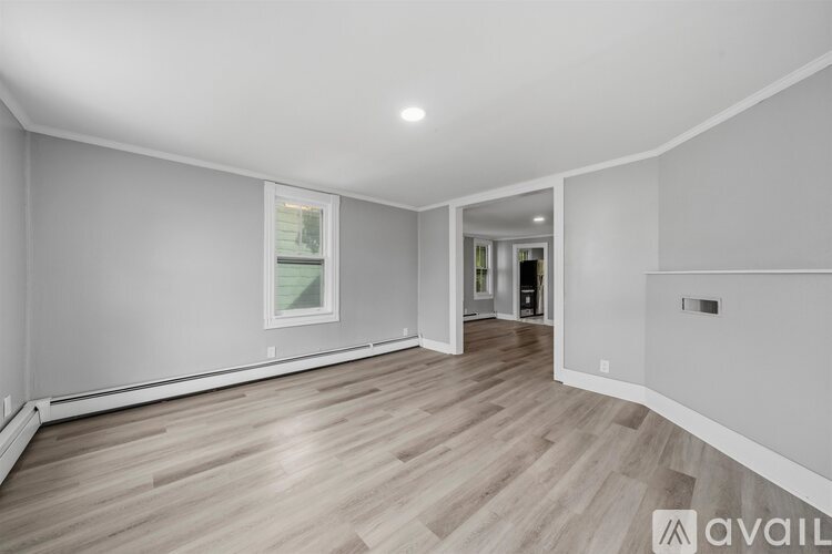 25 Knapp Avenue 2 Beds Apartment for Rent - Photo gallery 4
