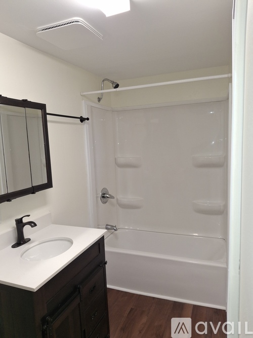 48 West High Street 2 Beds Apartment for Rent - Photo gallery 3