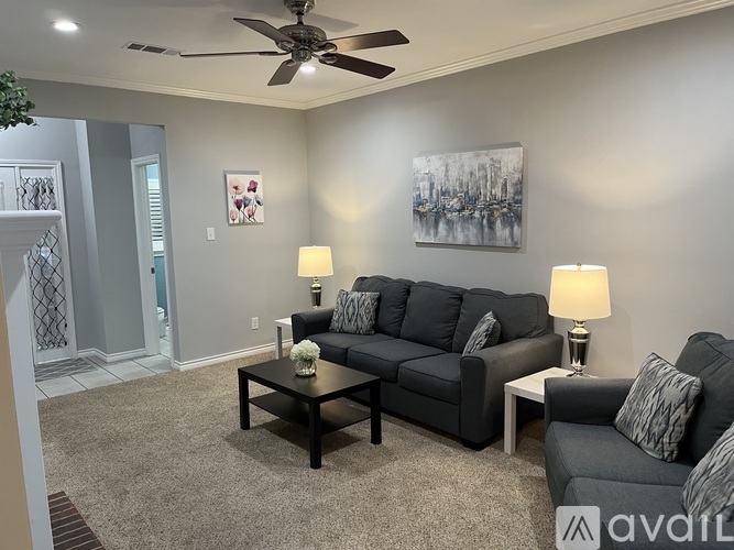 212 Cobblestone Row 3 Beds Apartment for Rent - Photo gallery 3
