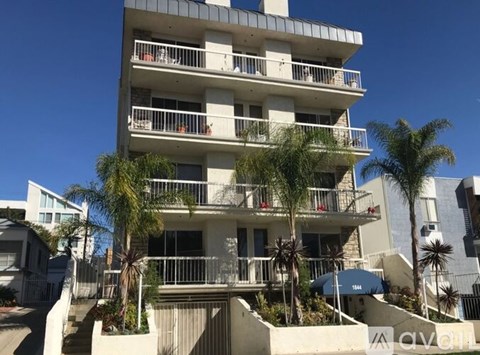 1844 Thayer Avenue 2 Beds Apartment for Rent