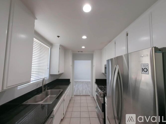 1844 Thayer Avenue 2 Beds Apartment for Rent - Photo gallery 4