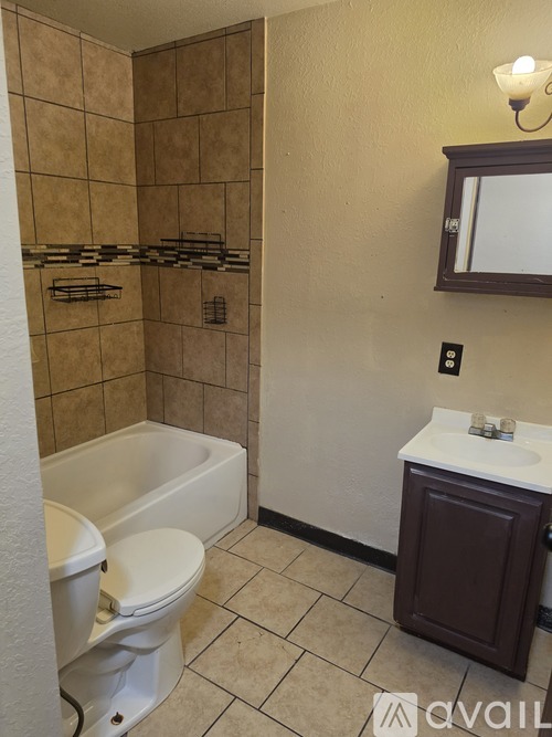1519 N Atlanta Ct 2 Beds Single Family Home for Rent - Photo gallery 1