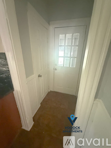 105 Rhodes St 2 Beds Apartment for Rent - Photo gallery 4