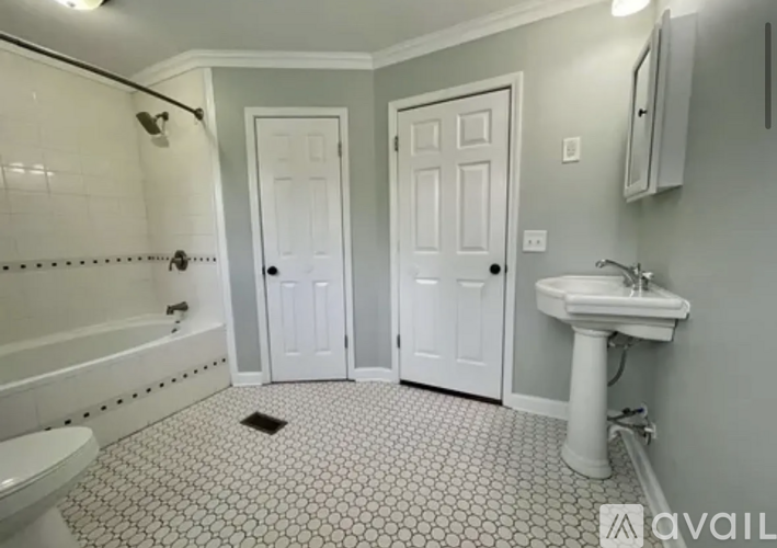 406 6th St SW 3 Beds Single Family Home for Rent - Photo gallery 2