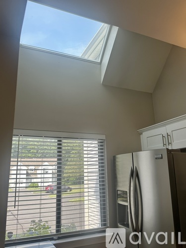 8 Stream Court 2 Beds Townhouse for Rent - Photo gallery 3