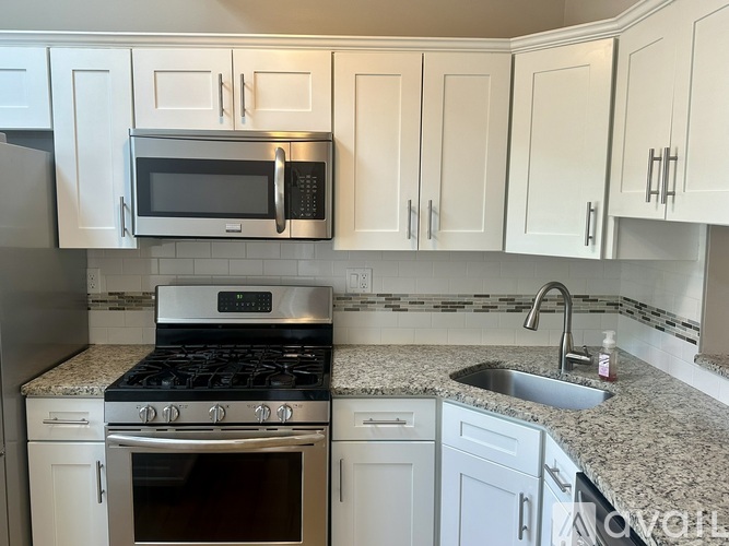 8 Stream Court 2 Beds Townhouse for Rent - Photo gallery 4