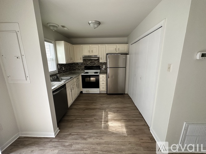 15210 Broadwater Court 2 Beds Townhouse for Rent - Photo gallery 1
