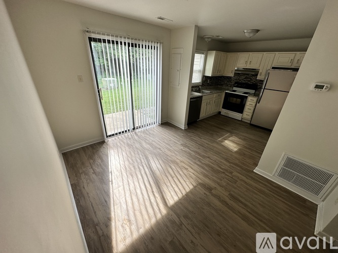 15210 Broadwater Court 2 Beds Townhouse for Rent - Photo gallery 4