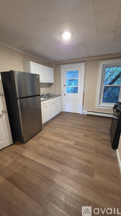 79 W Main St 1 Apartment for Rent