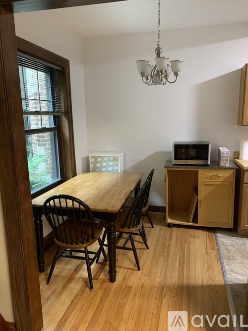 5457 South Ingleside Avenue 1 Apartment for Rent - Photo gallery 1