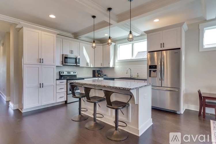 672B Annex Ave 4 Beds Single Family Home for Rent - Photo gallery 3