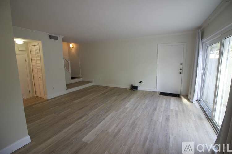 11873 Northtrail Avenue 2 Beds Townhouse for Rent - Photo gallery 5